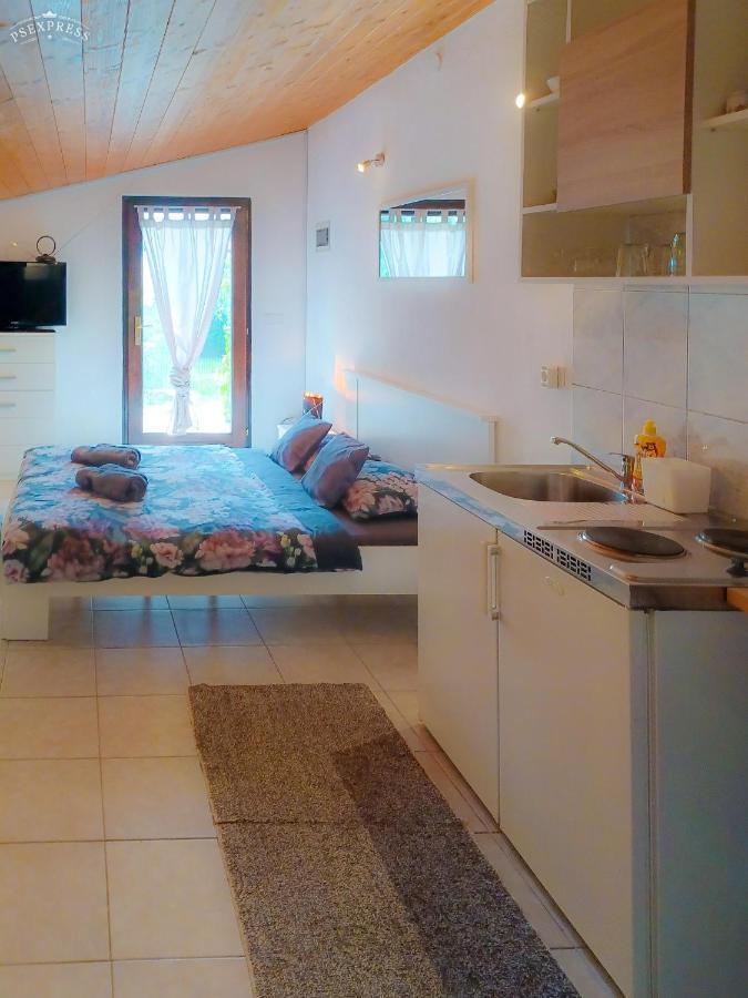 Pampas Studio, Self Check-In Пореч Екстериор снимка